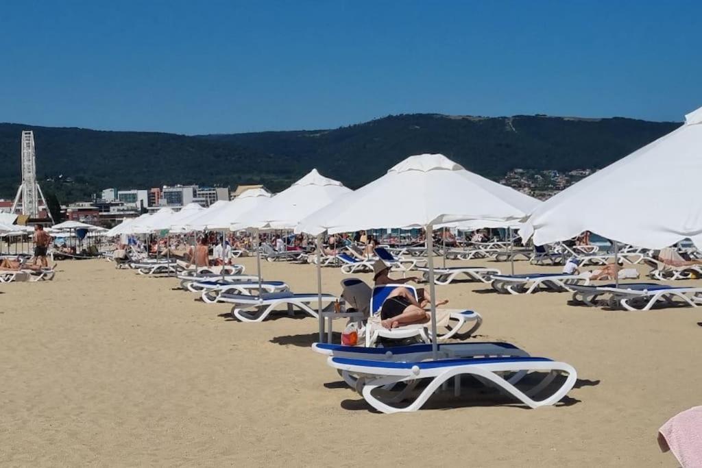 Royal Beach Apartment Sea View 1 Слънчев бряг Екстериор снимка